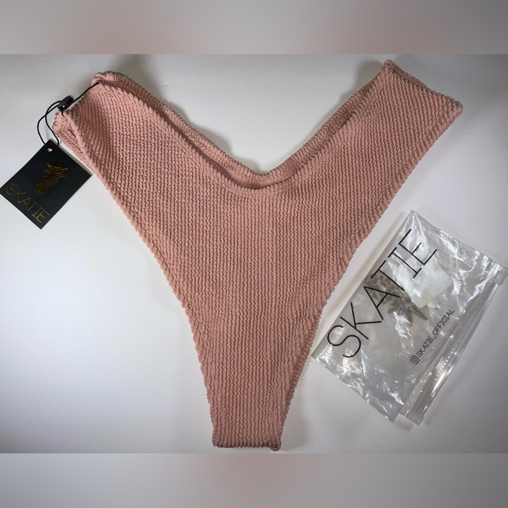 Skatie‎ Women's Mandi Ballet mauve Bikini Bottom